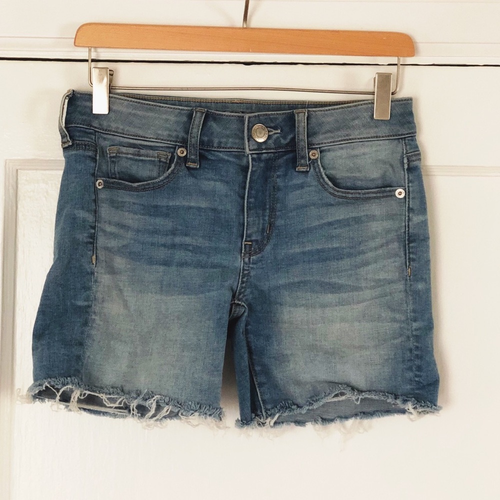 American Eagle Stretchy 🙌🏼 Jean Shorts